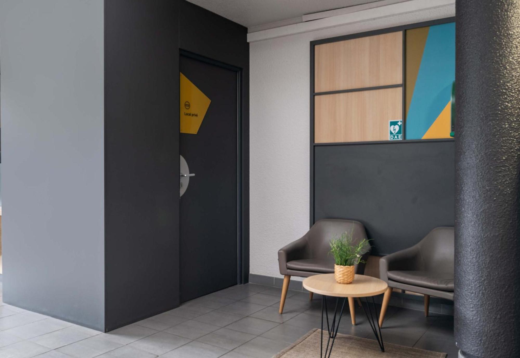 B&B Hotel Lille Lezennes Stade Pierre Mauroy Екстериор снимка