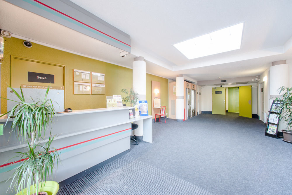 B&B Hotel Lille Lezennes Stade Pierre Mauroy Екстериор снимка