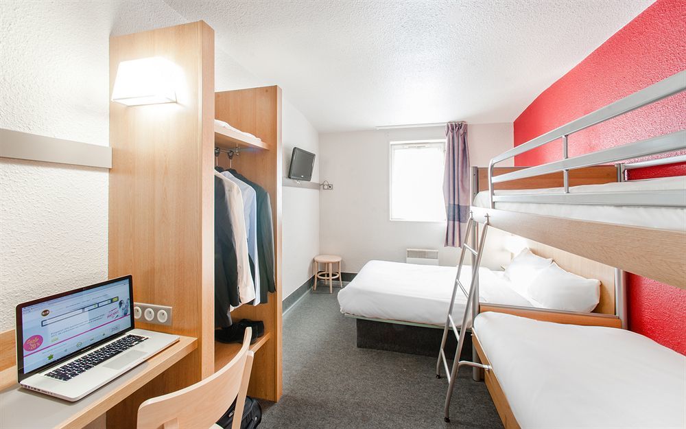 B&B Hotel Lille Lezennes Stade Pierre Mauroy Екстериор снимка
